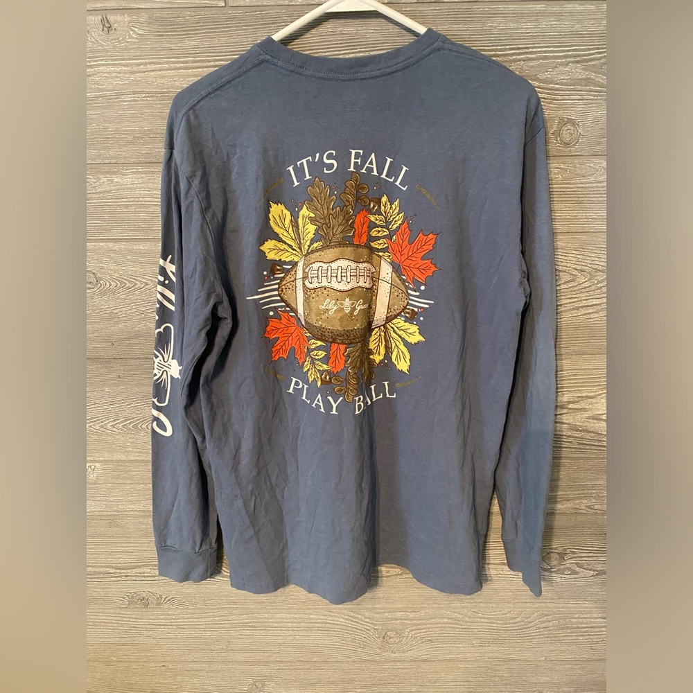 Lily Grace Womens Long Sleeve Pocket Tee‎ Blue Gray Bee Logo Graphic Medium